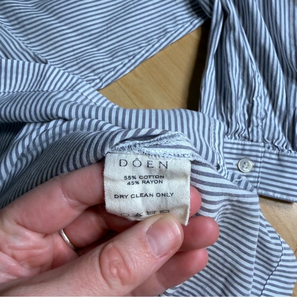 Doen Holde Blouse in Brighton Stripe Button-Front Peasant Shirt Cream & Gray - Picture 5 of 10